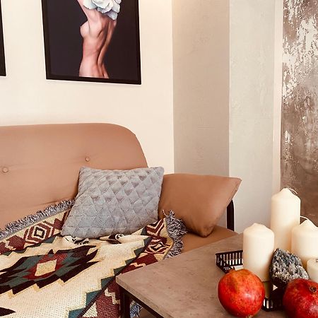 Studio Lux Loft On Victory Street In The City Center Vinnytsia Ngoại thất bức ảnh