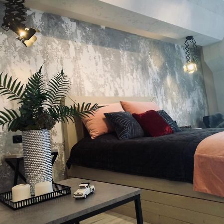 Studio Lux Loft On Victory Street In The City Center Vinnytsia Ngoại thất bức ảnh